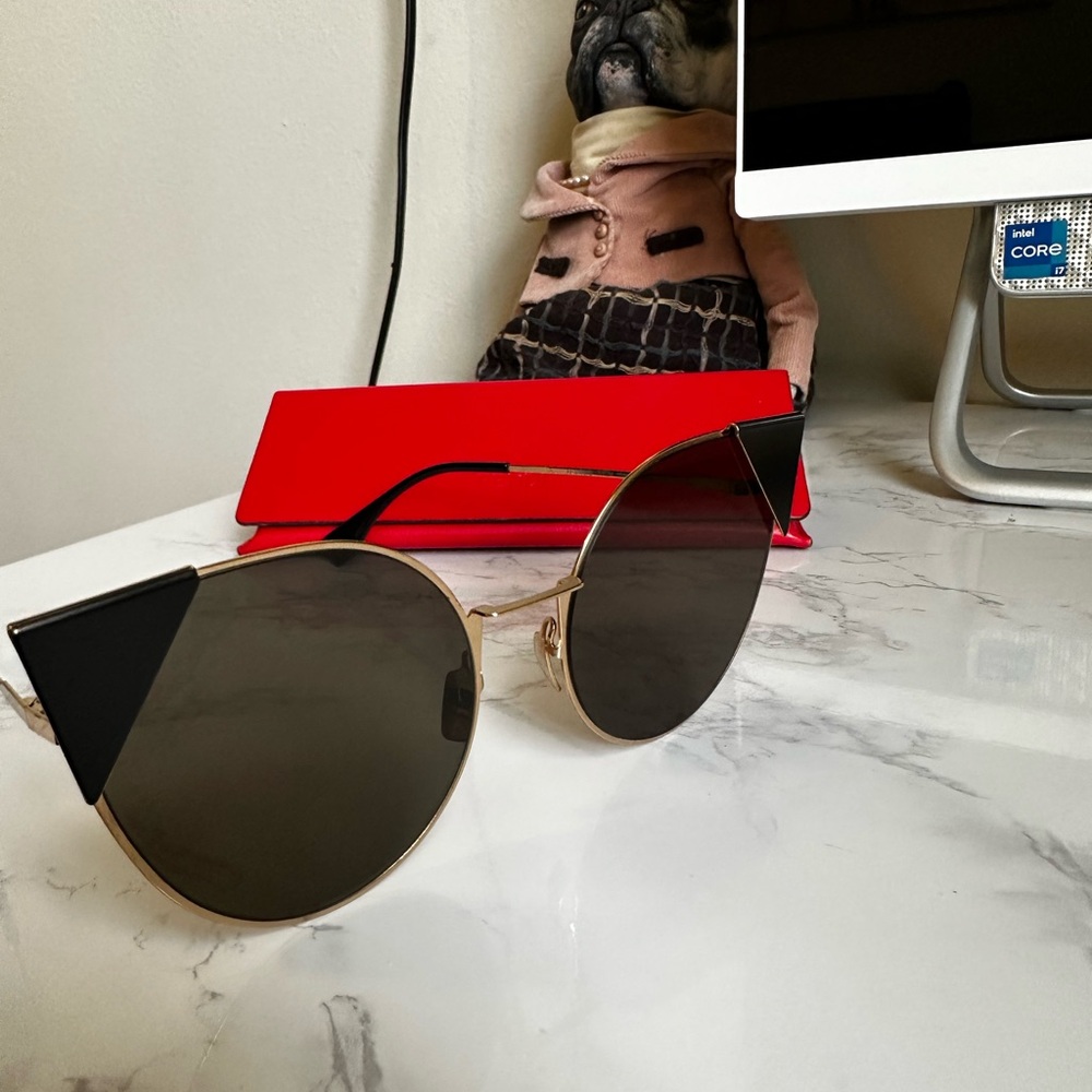 Black and Gold Women's Sunglasses - Picture 3 of 10